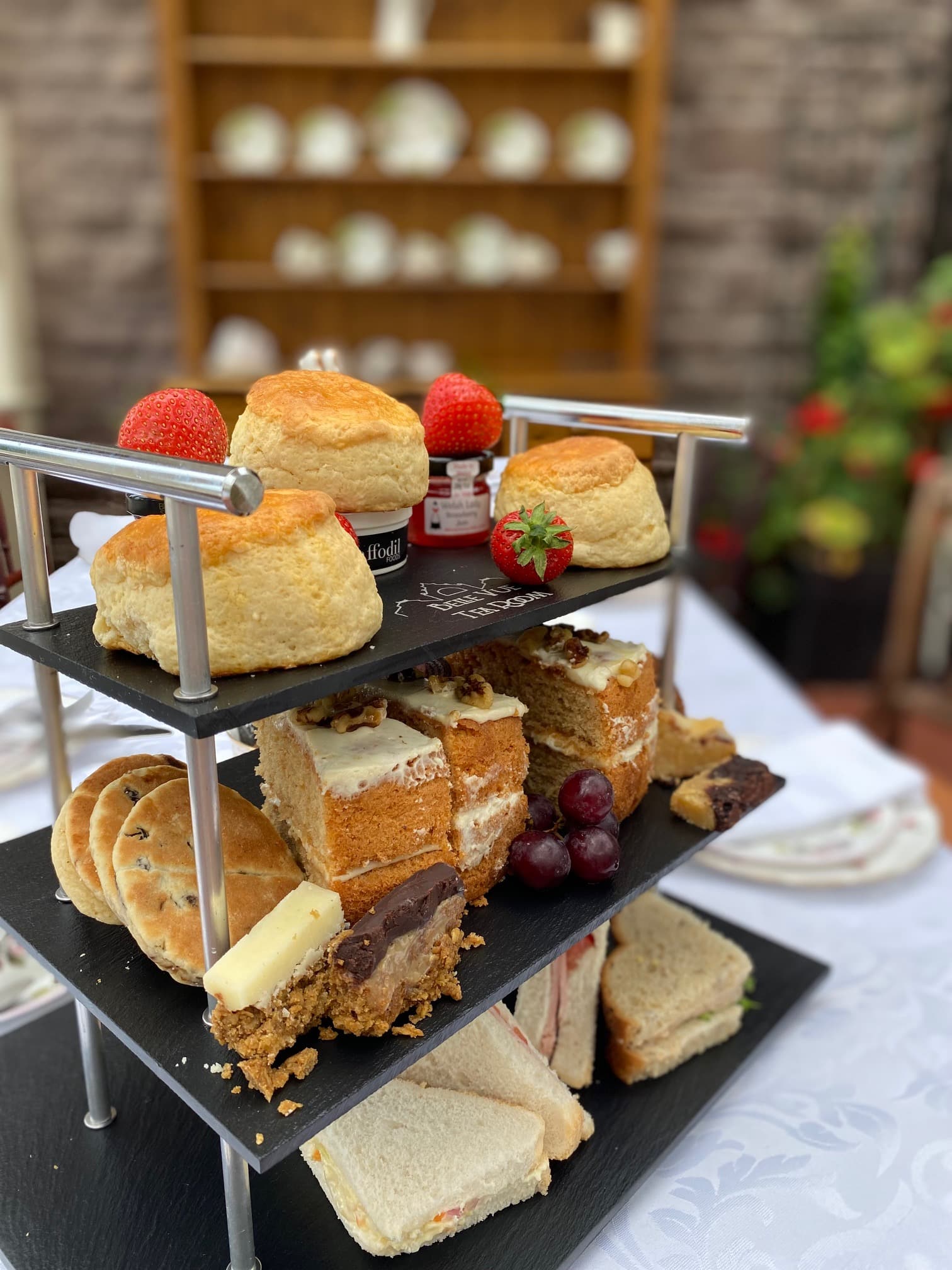 Traditional British Afternoon Tea Box Delivery in Glasgow